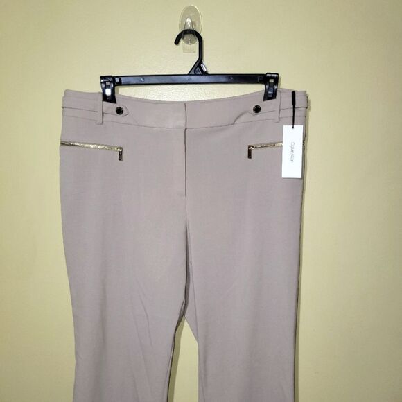 New Calvin Klein Khaki Modern Essentials Pants 14 - Picture 2 of 11